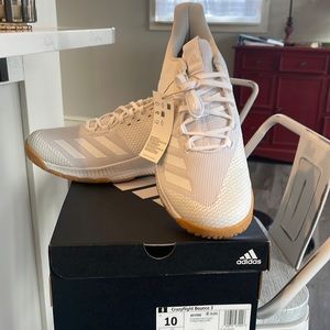 NWT Woman’s Adidas CrazyFlight Bounce 3 Volleyball shoe Sz.10